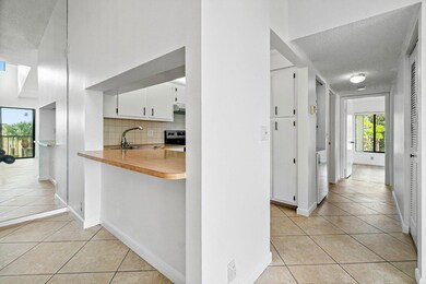 811 Sky Pine Way unit 53, Greenacres, FL 33415 - photo 7