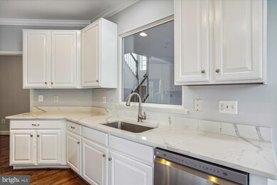 12111 Cypress Spring Rd, Clarksburg, MD 20871 - photo 4