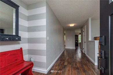 11005 Aero Ln SE, Yelm, WA 98597 - photo 3