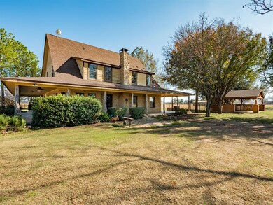 300 Hubbard Ln, Lipan, TX 76462 - photo 2