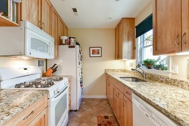 196 Chestnut Ave unit I, Jamaica Plain, MA 02130 - photo 2