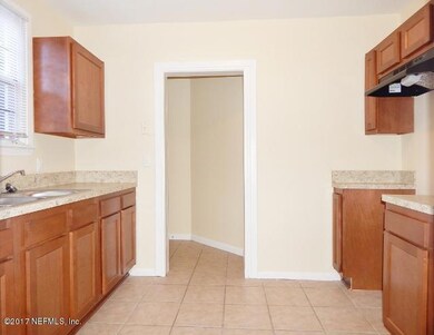 5134 Astral St, Jacksonville, FL 32205 - photo 4