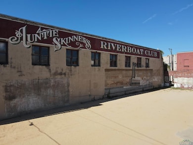 101 & 109 N Polk St, Jefferson, TX 75657 - photo 4