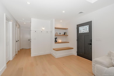 5 Huron Ave, Massapequa, NY 11758 - photo 7