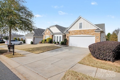 2028 Bronze Leaf Dr, Fort Mill, SC 29707 - photo 2