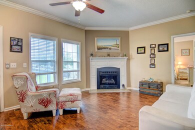 106 Friendly Ln Hampstead NC-large-007-6