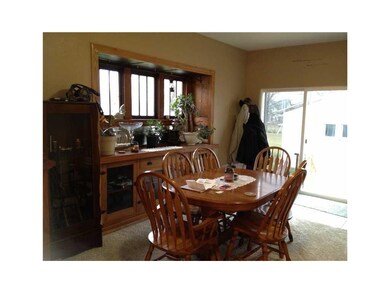 Dining Area.
