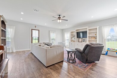 1120EButcher-24