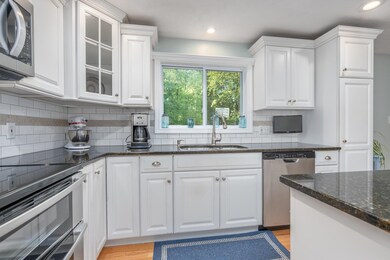 14 Lorraines Ln, Strafford, NH 03884 - photo 7