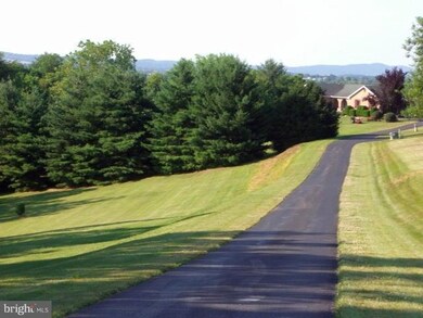 9122 Myersville Rd, Myersville, MD 21773 - photo 4