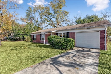 2302 Bartow St, Brunswick, GA 31520 - photo 2