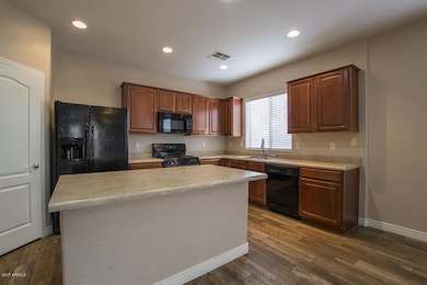 3765 E Vallejo Dr DSC_0021