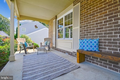 8410 Glade Ct, Columbia, MD 21046 - photo 4