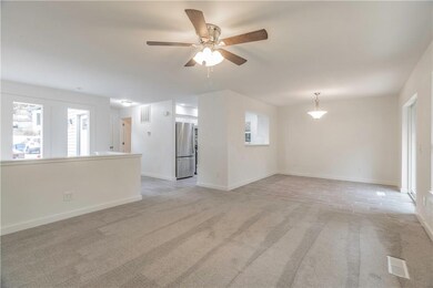 23 Estes Dr, Bella Vista, AR 72715 - photo 4