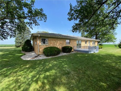 1082 N 400 W, Covington, IN 47932 - photo 2