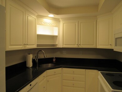 47 Dogwood Dr unit 118/306, Nashua, NH 03062 - photo 4