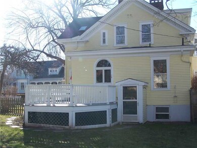 28 Ayrault St, Newport, RI 02840 - photo 3