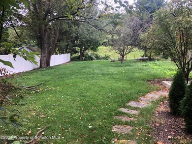 615 Penn Ave unit L 4, Mayfield, PA 18433 - photo 4