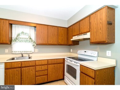 32 W Vine St, Hatfield, PA 19440 - photo 7