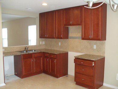 11669 Huckba Ct, Jacksonville, FL 32218 - photo 2