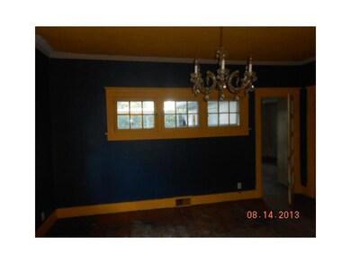 142 W 16th St, Anderson, IN 46016 - photo 5