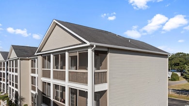 1058 Sea Mountain Hwy unit 11-301 Seven Oaks, North Myrtle Beach, SC 29582 - photo 2