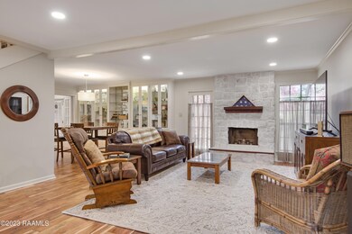 203 Briargate Cir-6