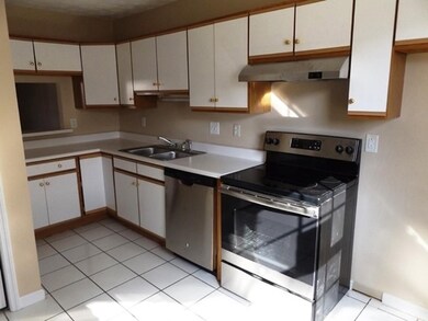 807 Swadley Rd unit 2, Johnson City, TN 37601 - photo 4