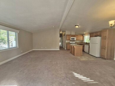 4554 Chippewa Ln unit 287, Redding, CA 96003 - photo 2