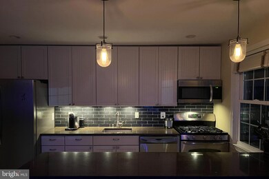 2212 Colston Dr unit 302, Silver Spring, MD 20910 - photo 7