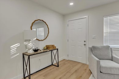 1319 SE 42nd St, Oklahoma City, OK 73129 - photo 3