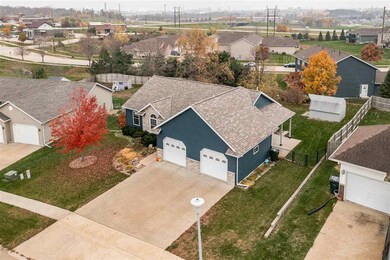 3713 Hawk Ave SW, Cedar Rapids, IA 52404 - photo 5