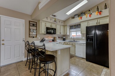 3333 Lawrence Rd, Redding, CA 96002 - photo 6