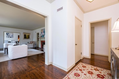 6320 Cantrell Rd, Little Rock, AR 72207 - photo 4