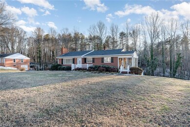 9452 Broad St, King, NC 27021 - photo 2