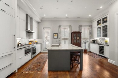 25 Worcester St unit 2, Boston, MA 02118 - photo 6