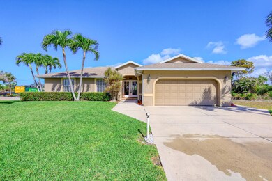 1390 Delbrook Way, Marco Island, FL 3414
