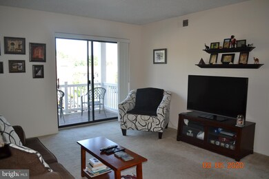 6916 Hilltop Dr unit 149, Brookhaven, PA 19015 - photo 7