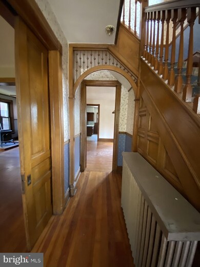 129 N Grant St, Waynesboro, PA 17268 - photo 4