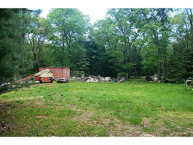 963 Wordens Pond Rd, Wakefield, RI 02879 - photo 5