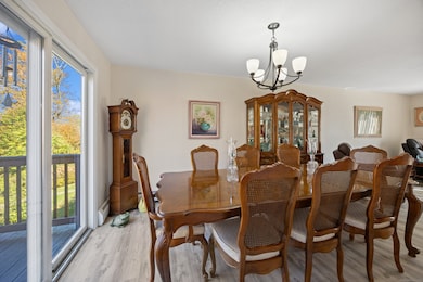 25 Stowe Ct, Hamden, CT 06514 - photo 7