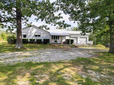 878 S Coalmine Rd, Bloomfield, IN 47424 - photo 4