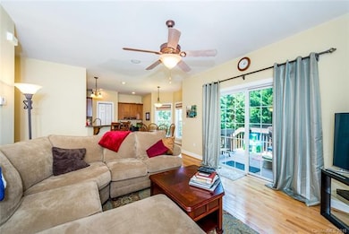 12 Forest Lake Dr, Asheville, NC 28803 - photo 5