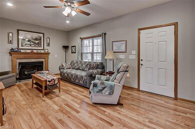 514 Honeysuckle Ridge, Asheboro, NC 27205 - photo 2