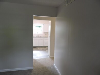 2806 Glenbriar St, Columbus, OH 43232 - photo 3