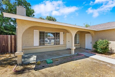 14424 Navarro Dr, Victorville, CA 92395 - photo 3