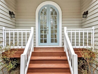 Beautiful front entrance, freshly painted