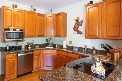 2337 Hollow View Dr, Easton, PA 18040 - photo 6