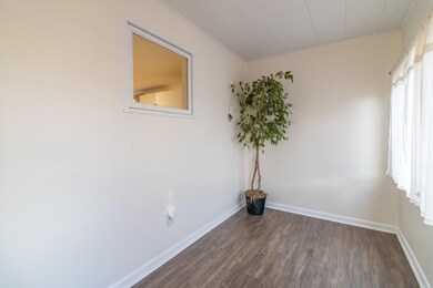 692 Main Road North Interiors-25