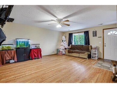 784 NE Blair St, Sheridan, OR 97378 - photo 7